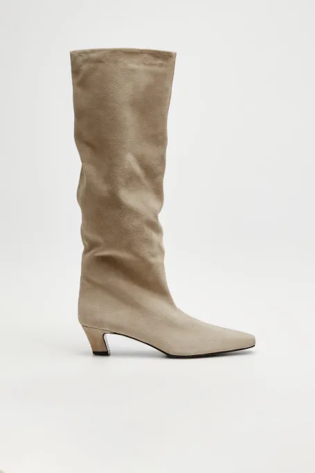 Beige kozačky ze semiše