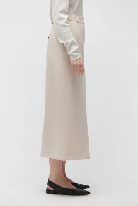 Vlněná sukně v barvě nude