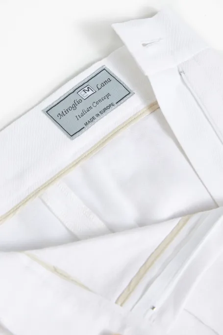 Bílé kalhoty s lenem