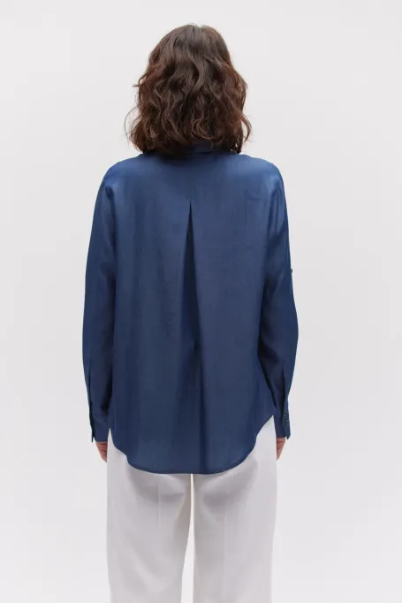 Košile v denim barvě