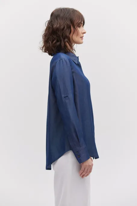 Košile v denim barvě