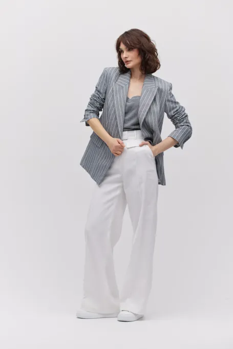 Sako s pruhy a lenem