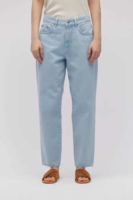 Modré džíny barrel