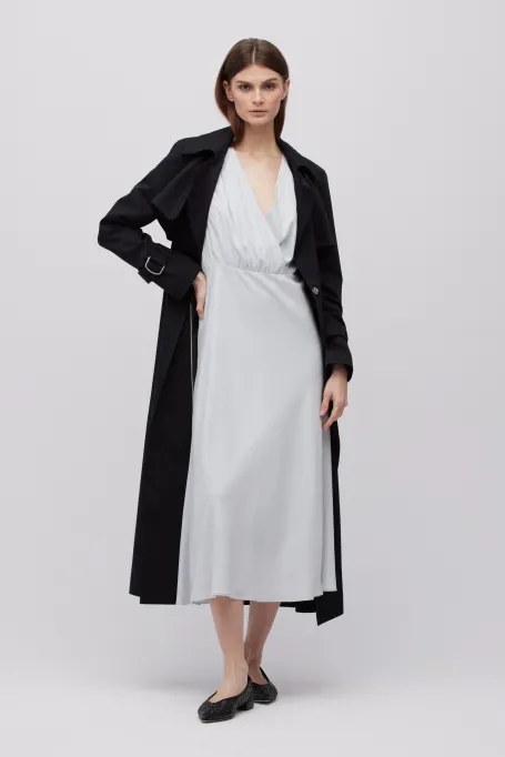 Šedé midi šaty z hedvábí