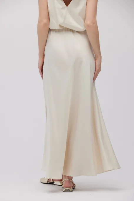 Dlouhá béžová sukně s rozparky