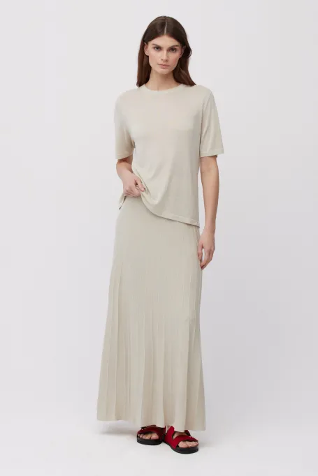 Dlouhá plisé sukně taupe