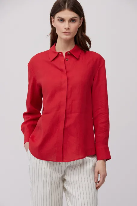 Červená lněná košile