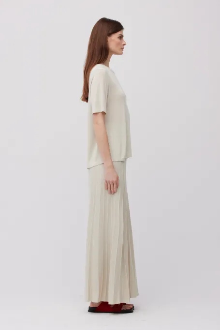 Halenka se stříbrnou nití