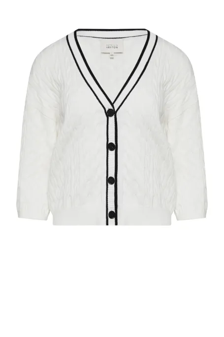 Bílý kardigan s copánkovým vzorem