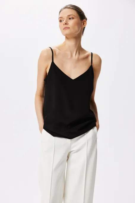 Černý hedvábný top na ramínkách Mari