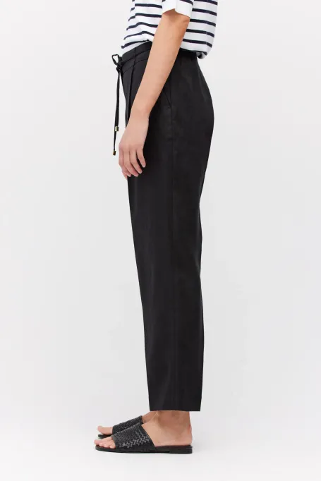Černé lněné kalhoty