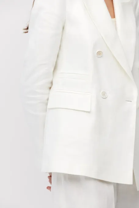 Bílý lněný sako k obleku