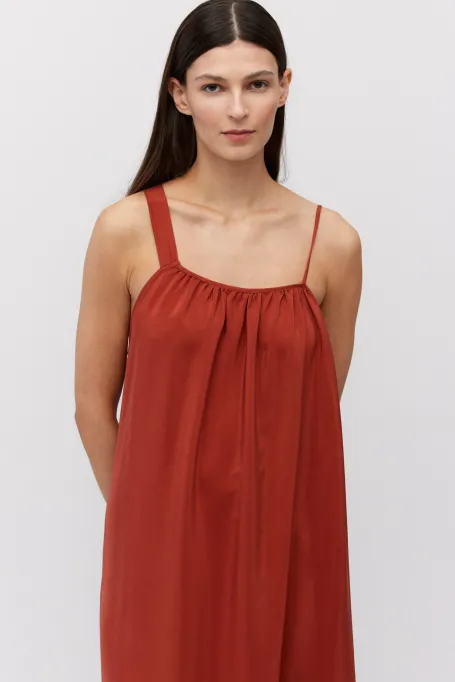 Volná trapezová sukně z hedvábí