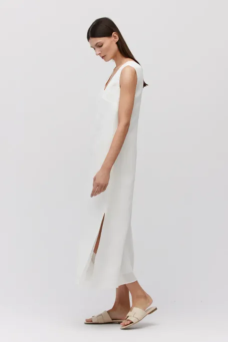 Bílá dlouhá lněná šaty