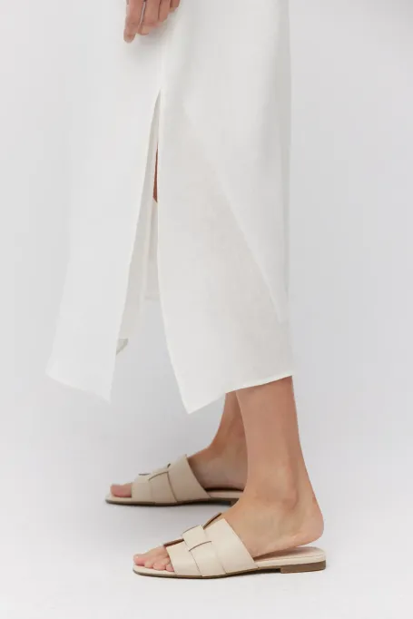 Bílá dlouhá lněná šaty