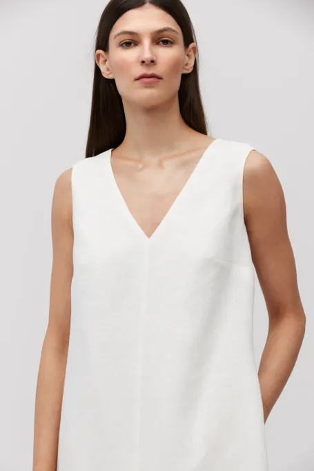 Bílá dlouhá lněná šaty