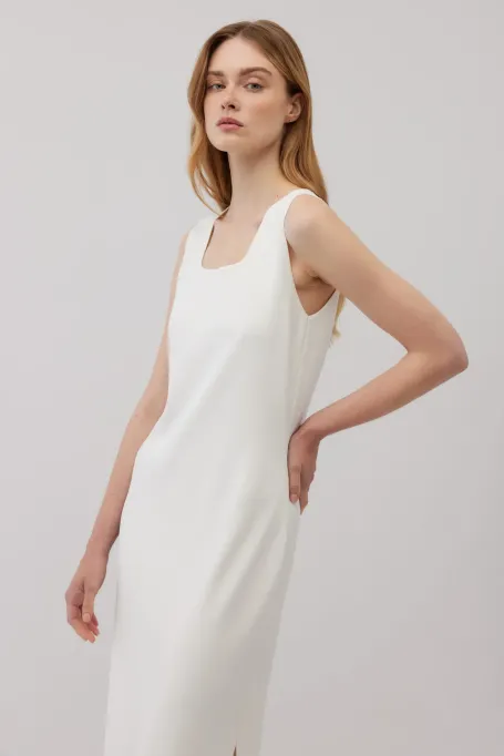 Bílá midi šaty s čtvercovým výstřihem