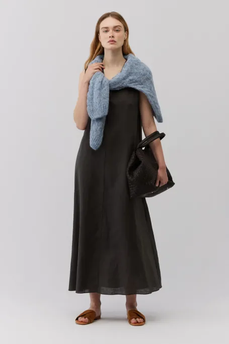 Lněná tmavozelená maxi šaty bez rukávů