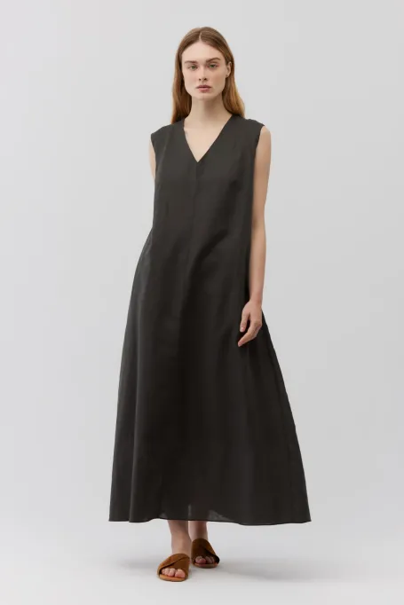 Lněná tmavozelená maxi šaty bez rukávů