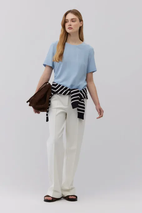 Bledě modrá blůzka s hedvábím Brigitte