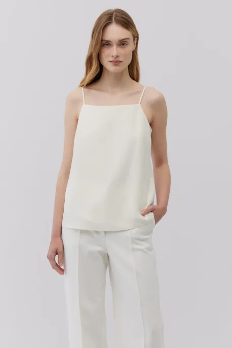 Béžový hedvábný top se čtvercovým výstřihem