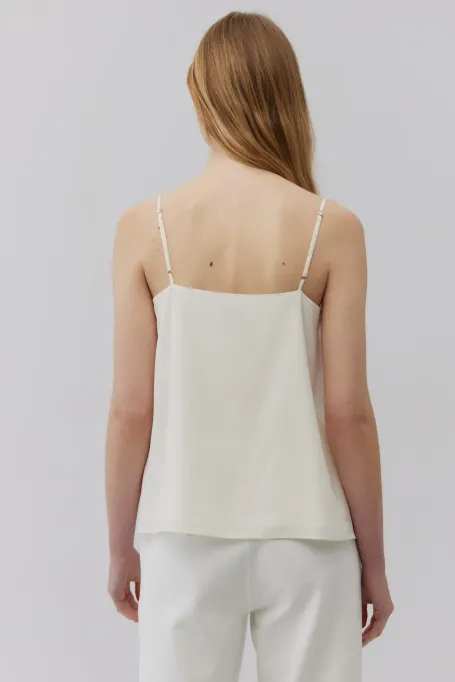 Béžový hedvábný top se čtvercovým výstřihem