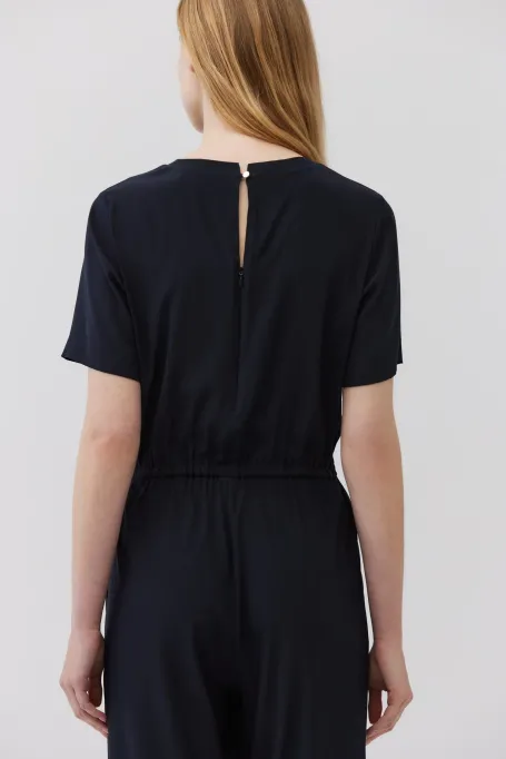 Námořnicky modrý overal z hedvábí