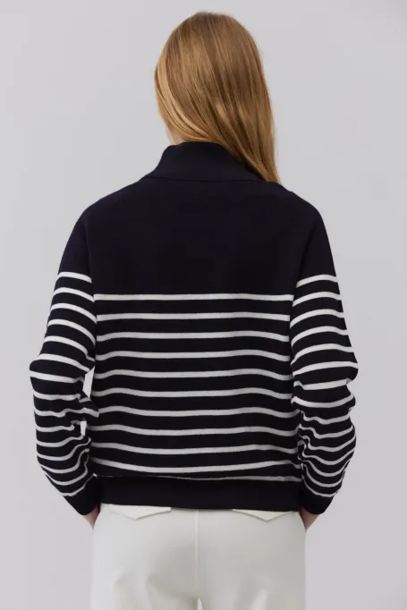 Granátový svetr v pruzích z merinové vlny