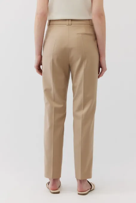 Bežové kalhoty s panenskou vlnou