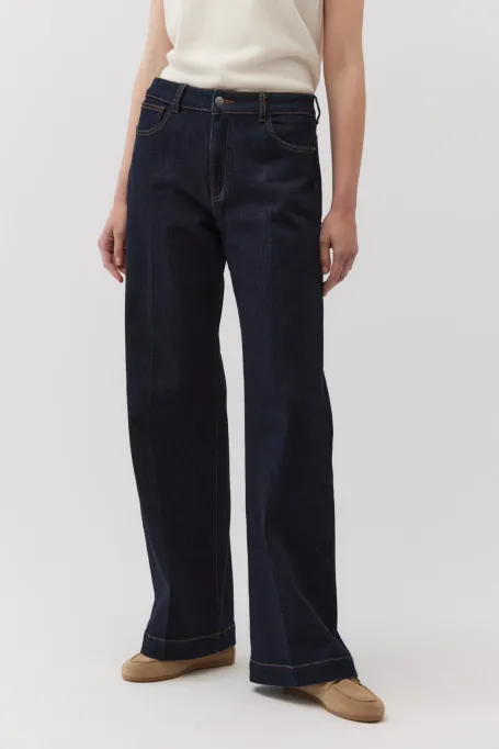 Džínsy s širokými nohavicemi v tmavě modré barvě