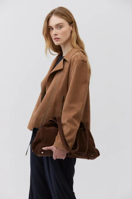 Camelová bunda z jemné kůže