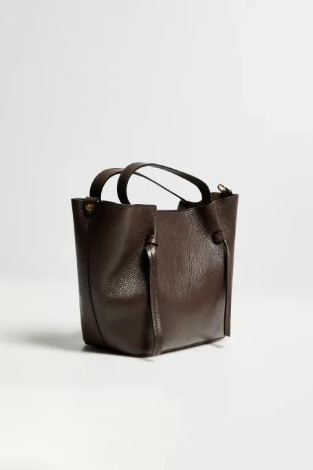 Hnědá kožená nákupní taška