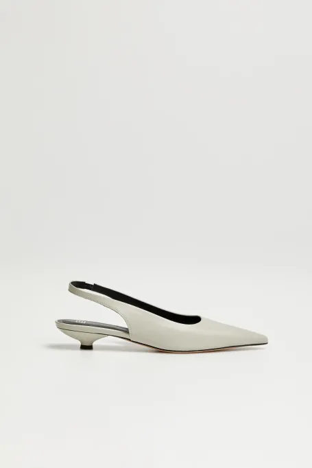 Jasnozelené kožené boty na podpatku s otevřenou patou