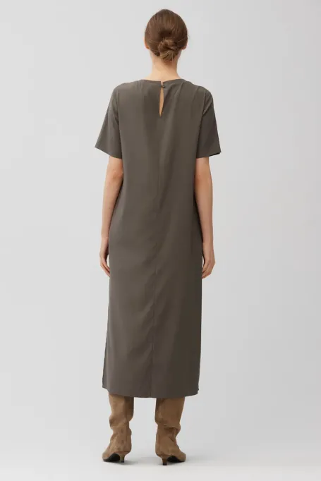 Hnědé midi šaty z hedvábí