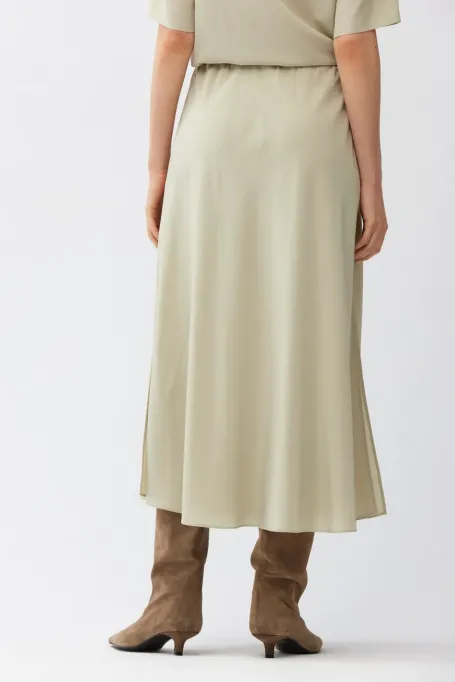 Jasnozelená midi sukně z hedvábí