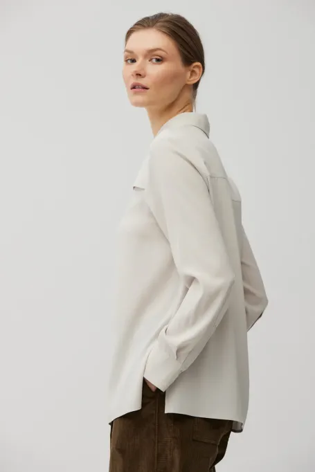 Bežová volná košile z hedvábí