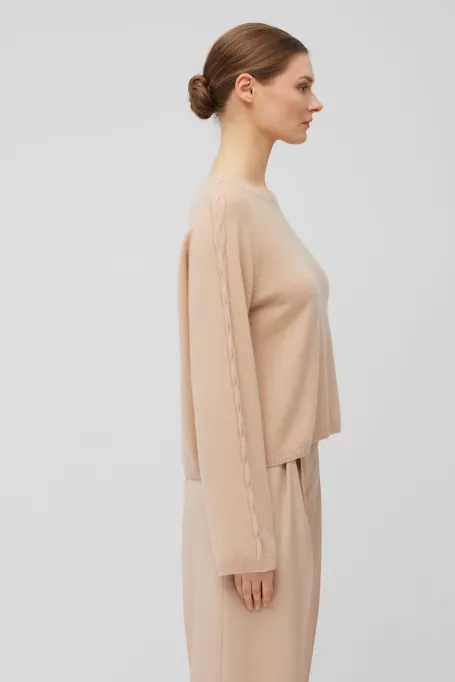 Svetr z kašmíru v pudrově růžové barvě