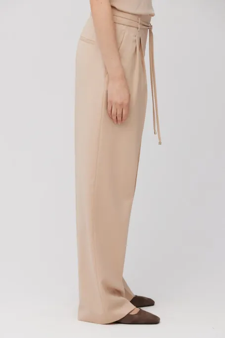 Spodní kalhoty z panenské vlny v pudrově růžové barvě