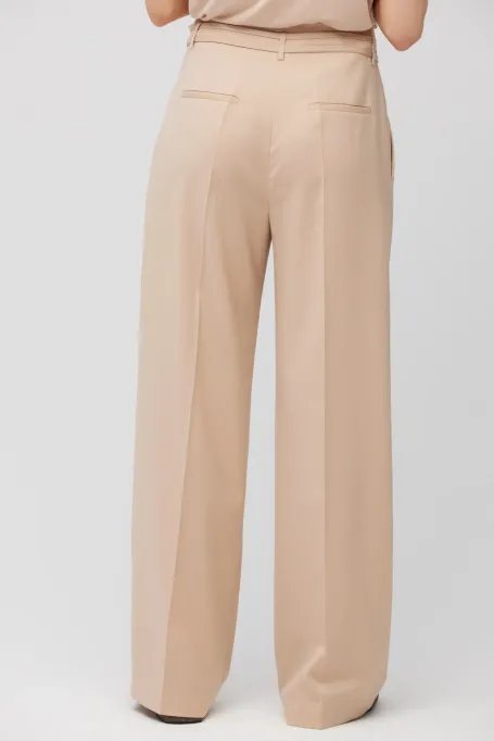 Spodní kalhoty z panenské vlny v pudrově růžové barvě