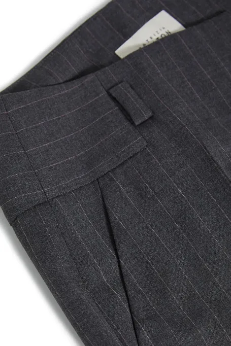 Šedé vlněné pruhované kalhoty k obleku