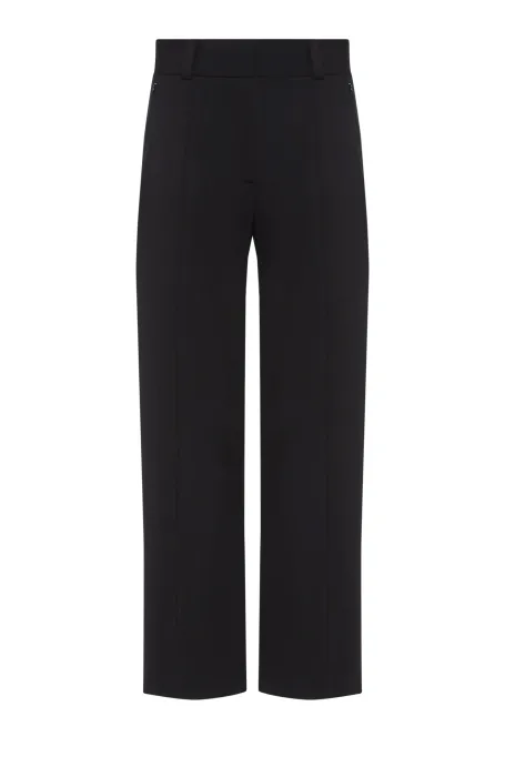 Černé kalhoty s širokými nohavicemi