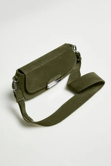 Malá zelená kabelka z přírodní semišové kůže