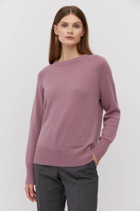 Fialový svetr s kašmírem a merinovou vlnou