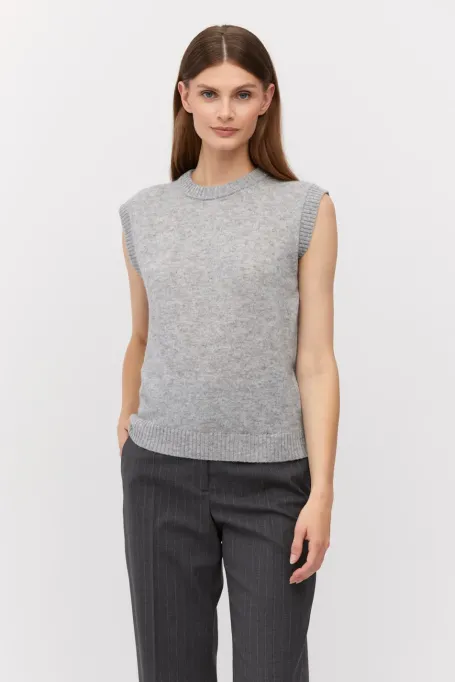 Šedý svetr z merinovské vlny a kašmíru