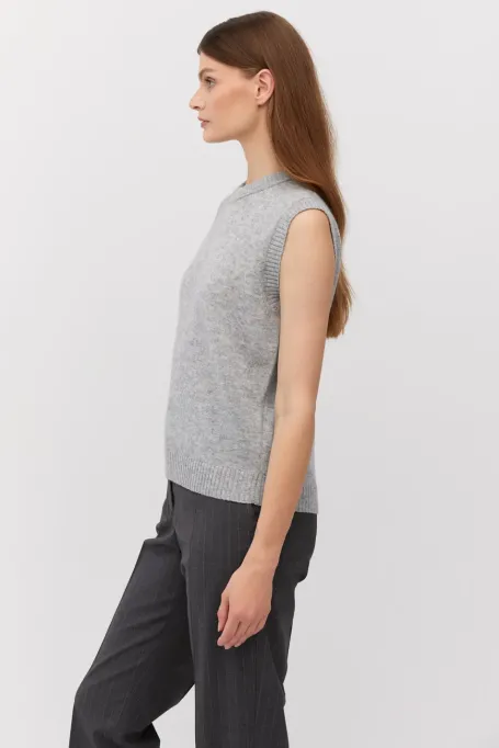 Šedý svetr z merinovské vlny a kašmíru