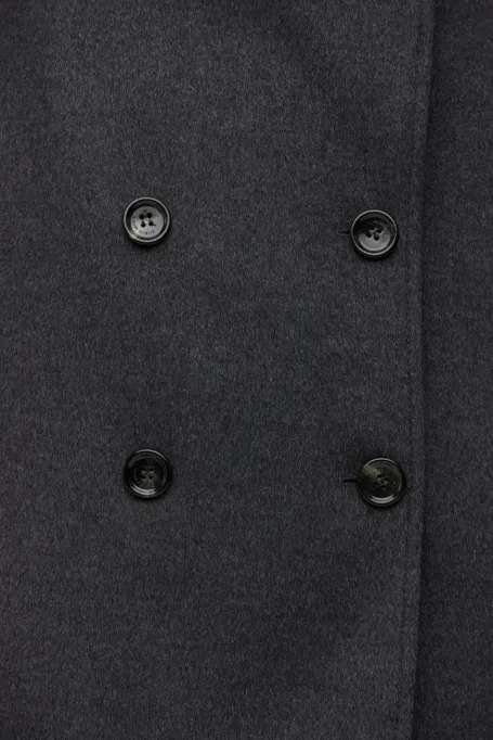 Tmavě šedý dvouřadý kabát z vlny