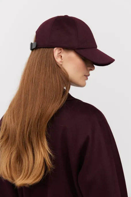 Kšiltovka s příměsí kašmíru a hedvábí