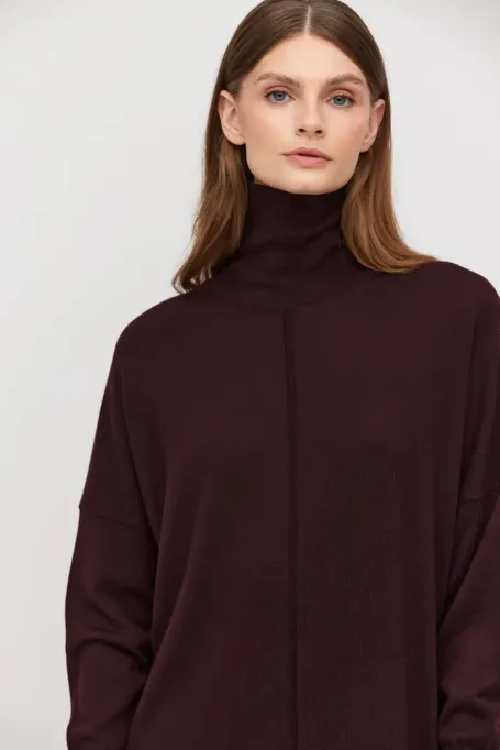 Lilacová šaty s rolákem z merino vlny