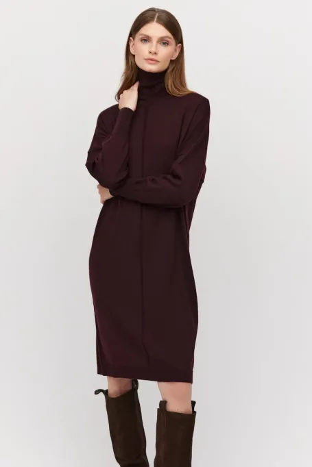 Lilacová šaty s rolákem z merino vlny