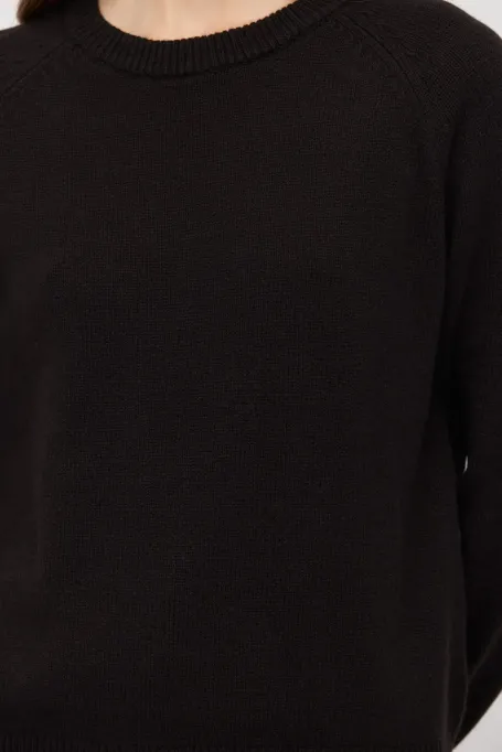 Hnědý svetr z kašmíru a merino vlny